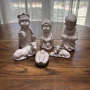 Arnel's Vintage 1975 Ceramic Nativity Figurines Pottery Holy Family 6 Pieces